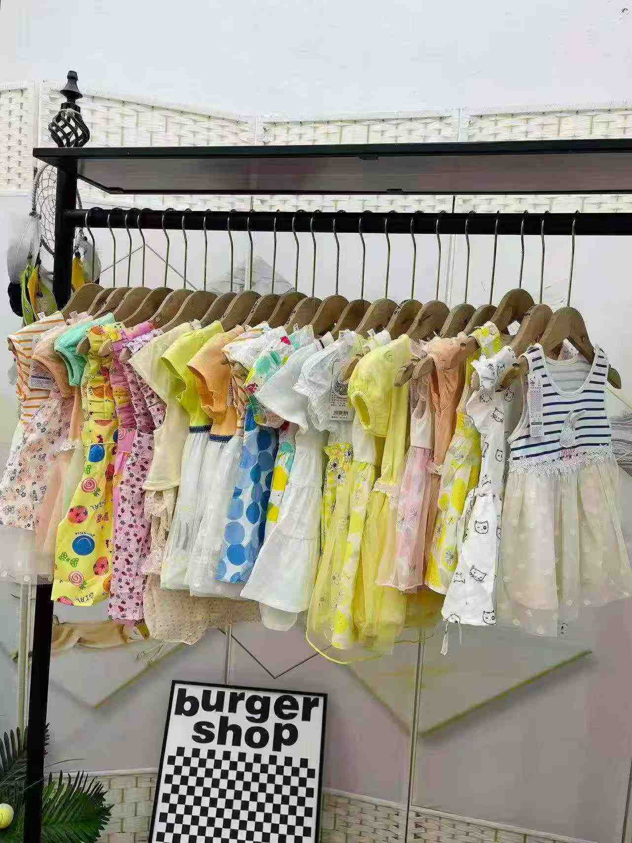 Branded Kids Girls Princess Dress, 324 Pieces - Image 5