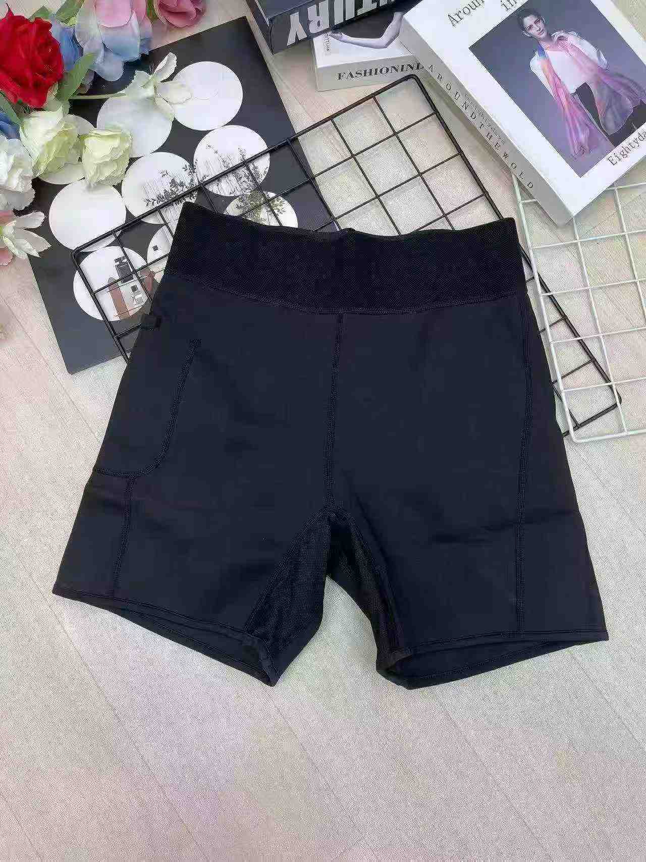 Men's Quality Slim Fit Shorts, Total 1270 Pieces - Image 2