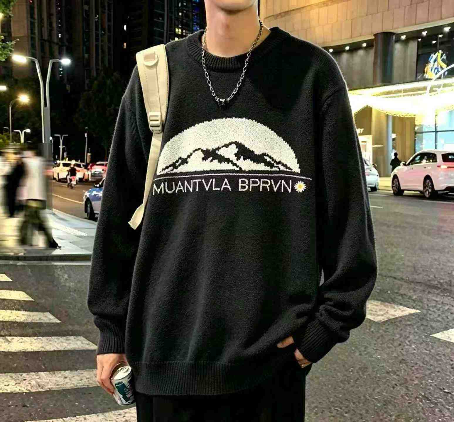 New Autumn Winter Vintage HK Style Loose Men's Crewneck Sweater 650 Pieces - Image 3