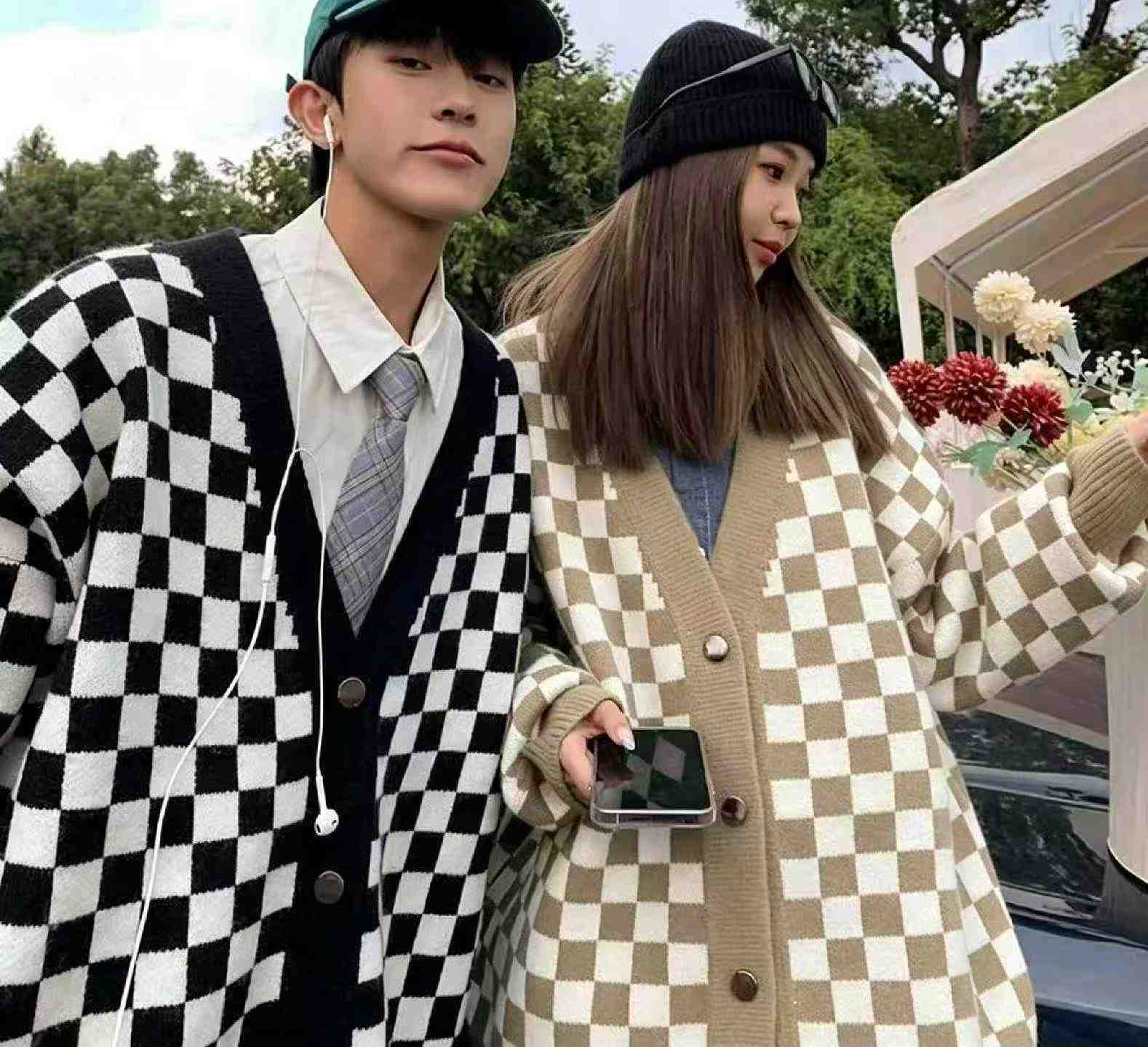 Autumn Winter Retro Checkerboard Loose Couple Cardigan Coat, About 1380 Pieces - Image 5