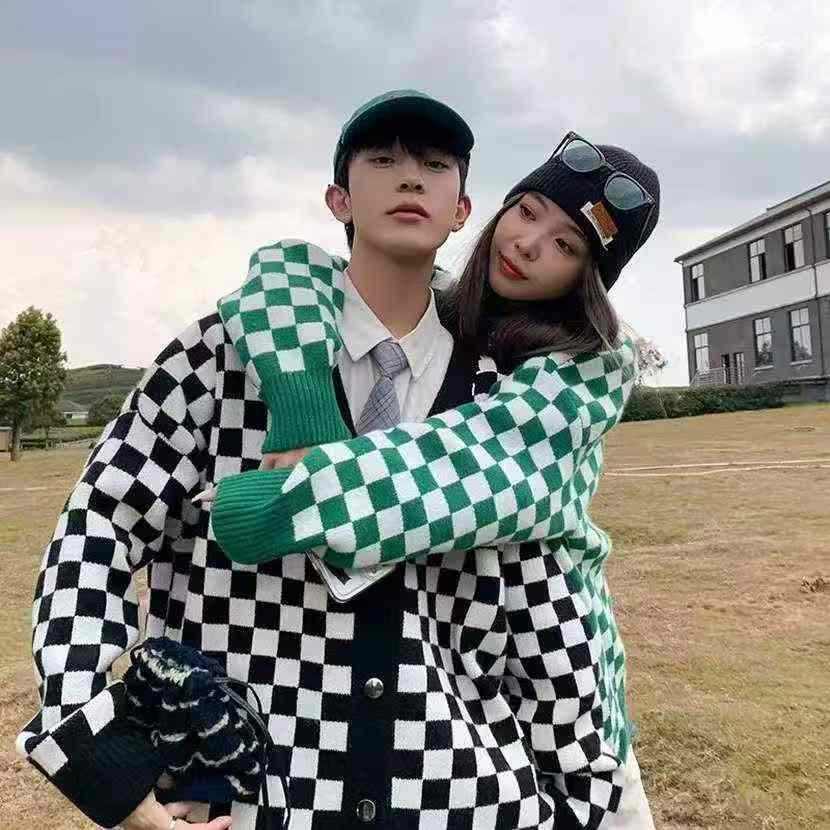 Autumn Winter Retro Checkerboard Loose Couple Cardigan Coat, About 1380 Pieces - Image 8