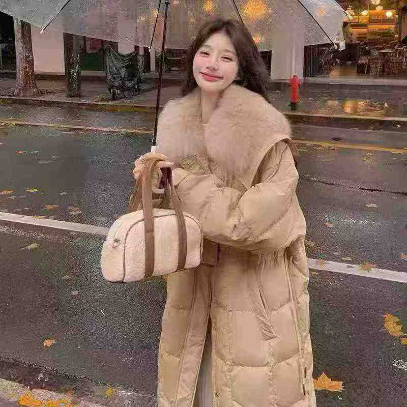 Korean Style High-end Long Padded Coat With Big Fur Collar, 495 Pieces - Image 1