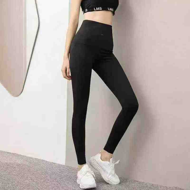 249 pièces de leggings de yoga et de fitness en nylon - Image 1