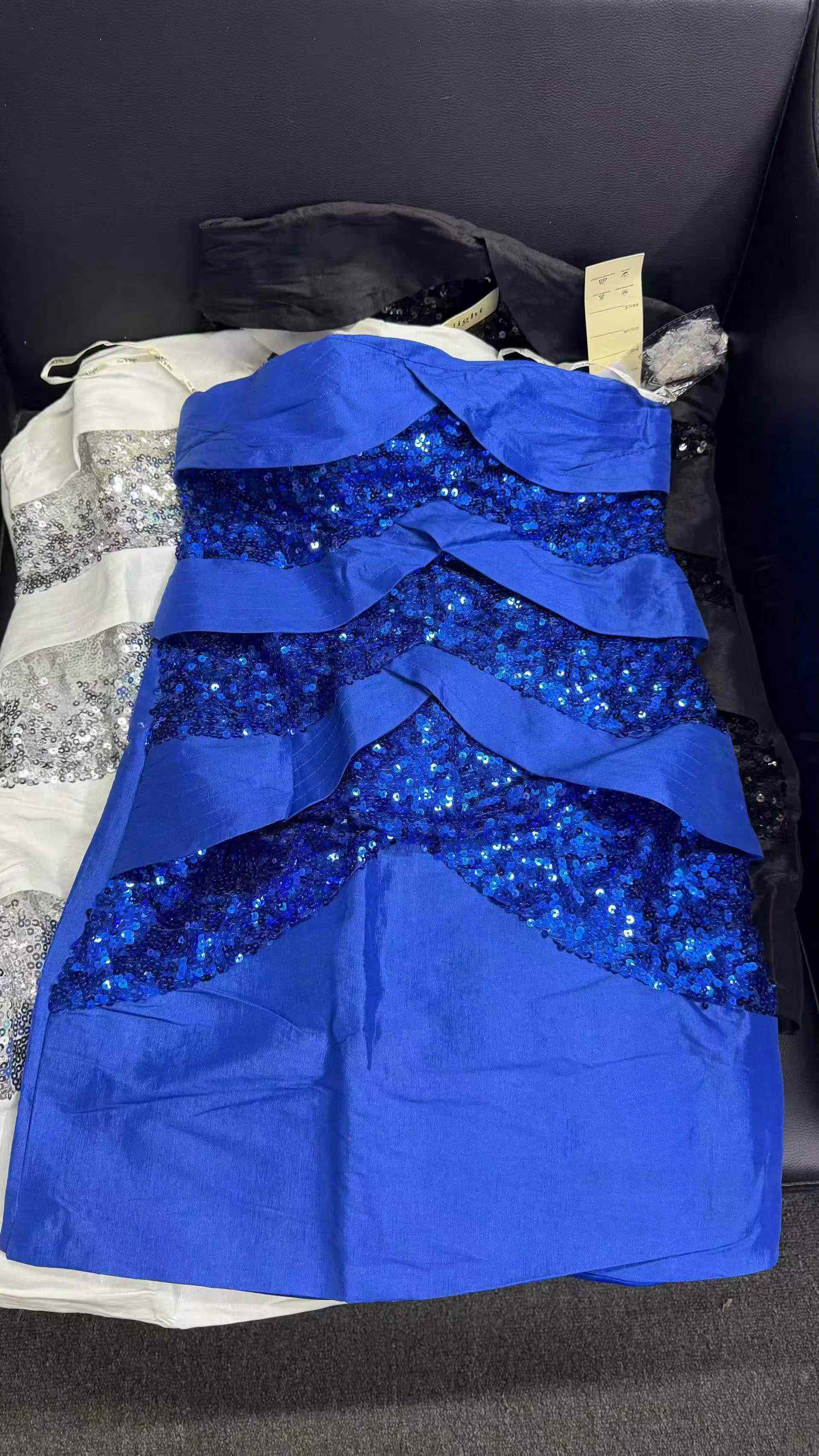 Heavy Sequins Evening Dress 400pcs - Image 1