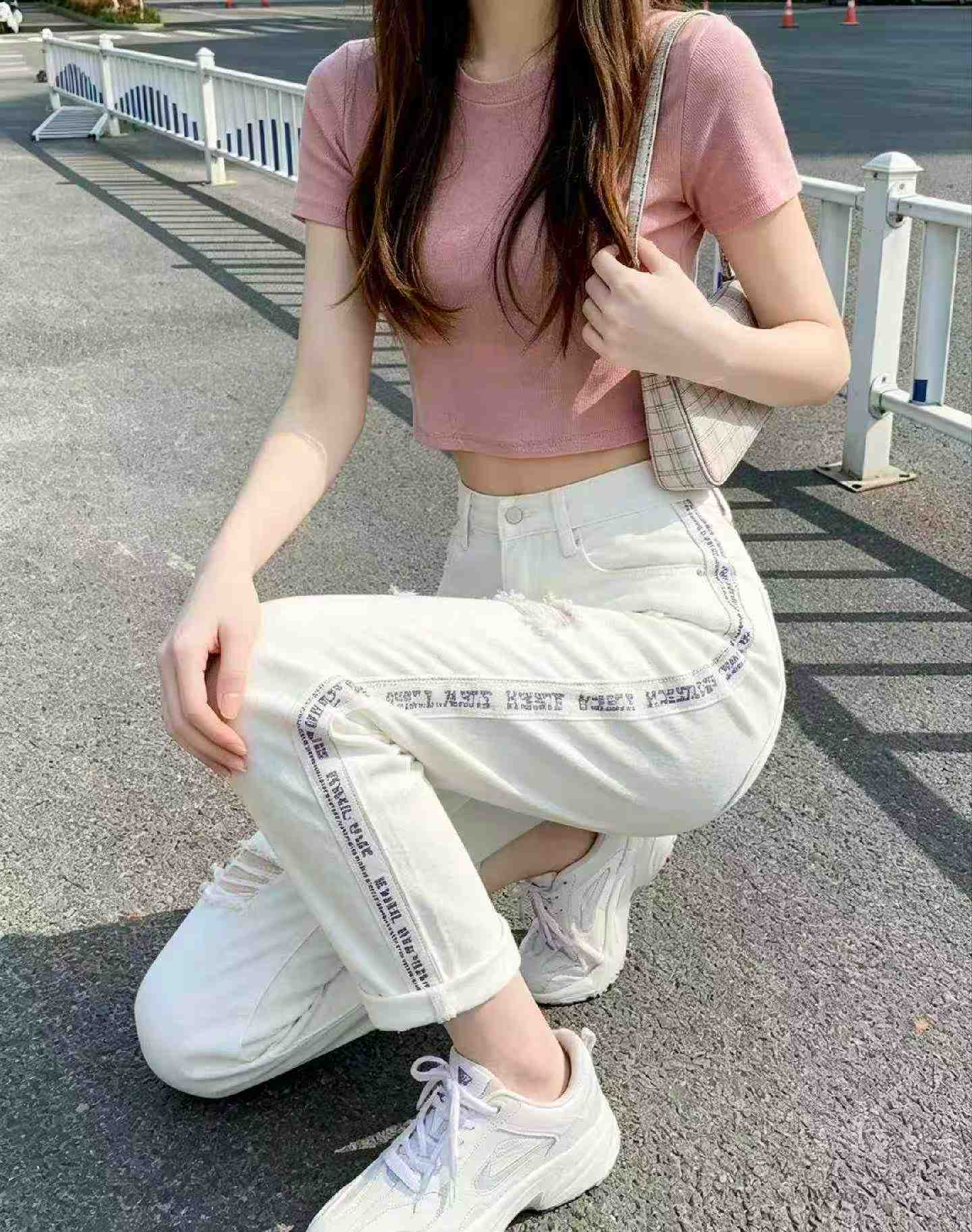 New Spring Summer Ripped Harem Dad Jeans, 540 Pieces, Individually Packaged With Waist Card, Sizes S-XL - Image 1