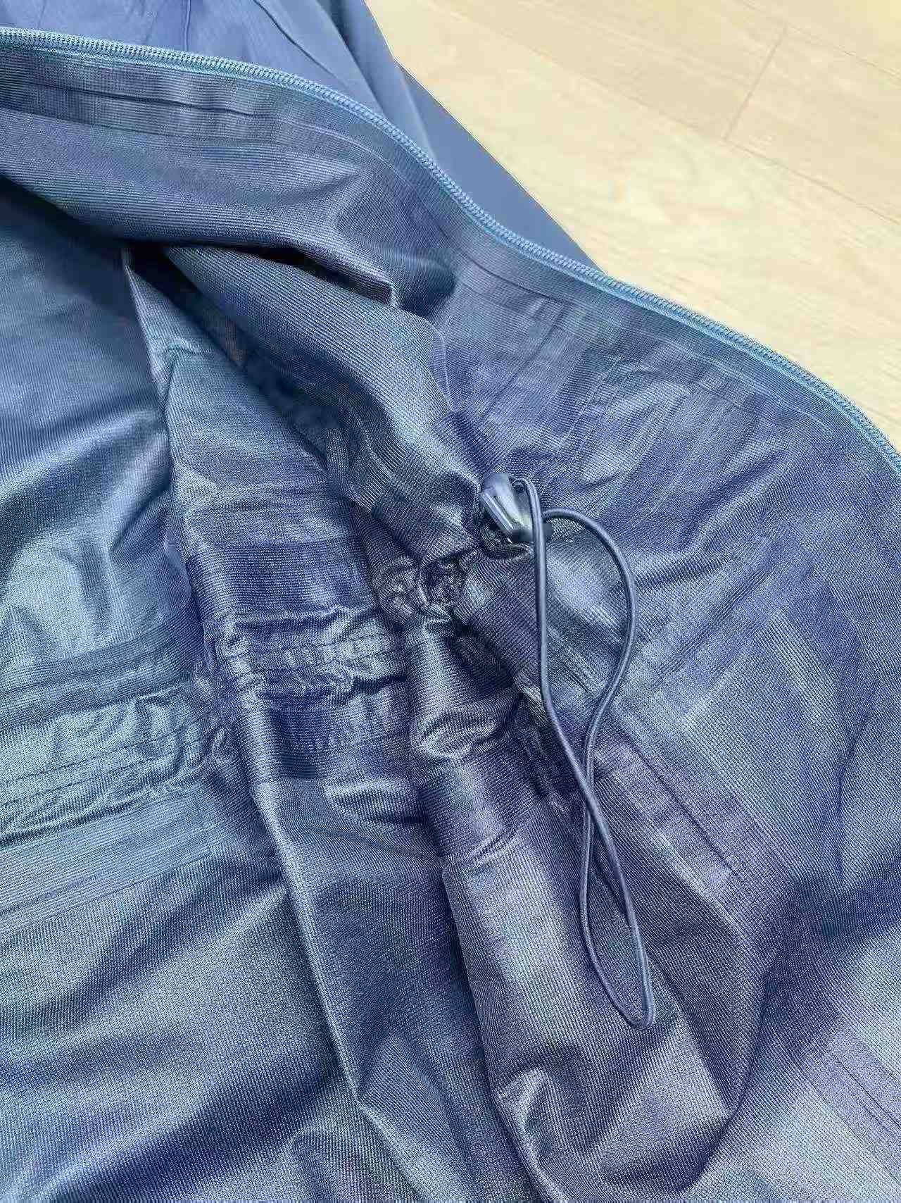 397 Pcs Trench Coats With Individual Packaging - Image 1