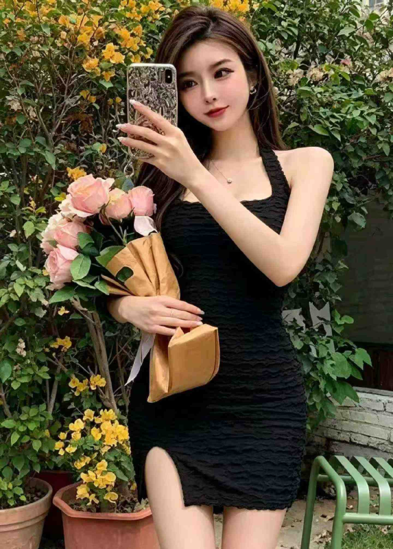 Summer New Sexy Halter Backless Bodycon Dress, 1433 Pieces Wholesale - Image 1