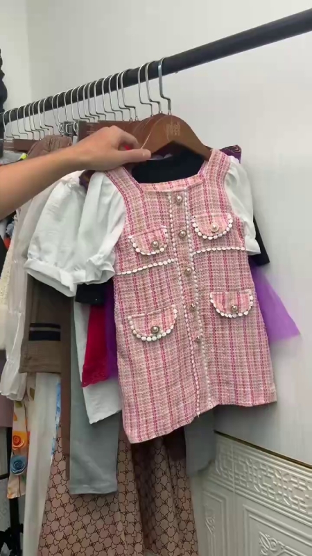 30000 Pieces Branded Mixed Kids Clothes - Image 1