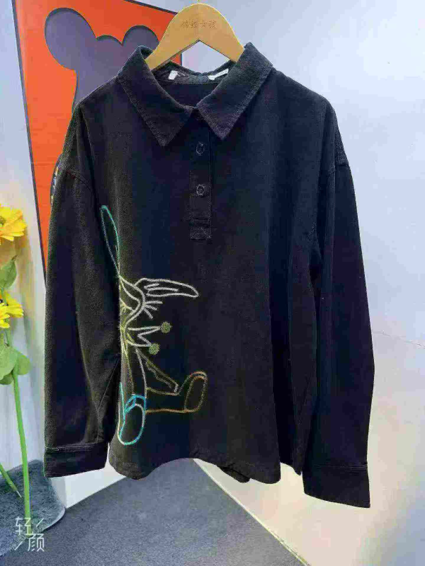 Blaus Kapas Wanita Bersulam Motif Gelombang, Label Jenama Dipotong, Kira-kira 400 Keping - Image 1