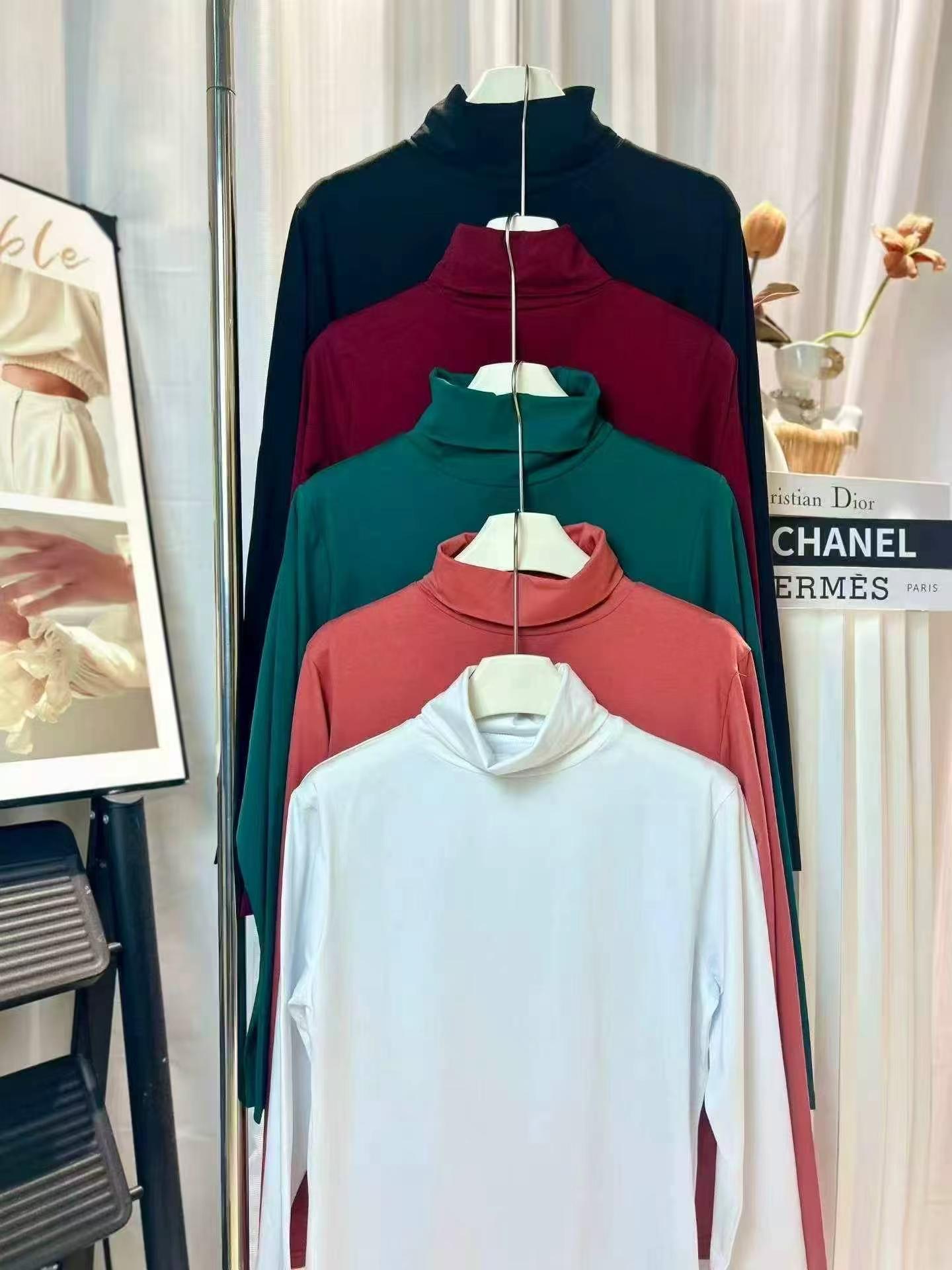 About 680pcs Women's Simple Solid Long Sleeve Base Tops - Image 6