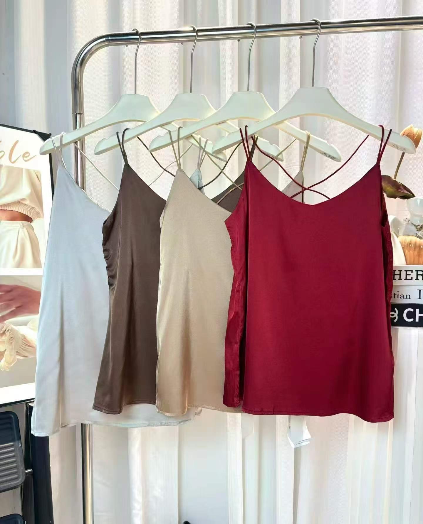 205pcs High-end Elegant Women's Faux Silk Camisoles, 5pcs Per Pack, Size XS-2XL - Image 4