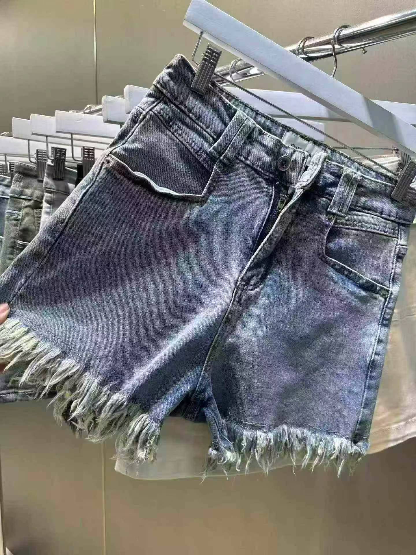 Last Hundreds Pieces Mixed Denim Shorts & Skirts S-XL - Image 2