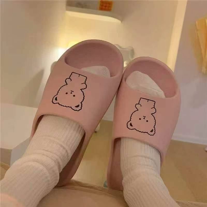 New Summer Women's Slippers Total 8000 Pairs - Image 3