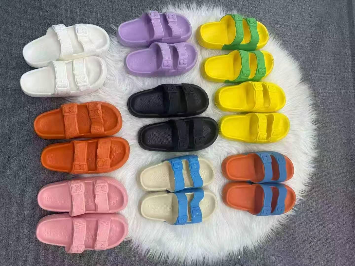 New Summer Women's Slippers Total 8000 Pairs - Image 4