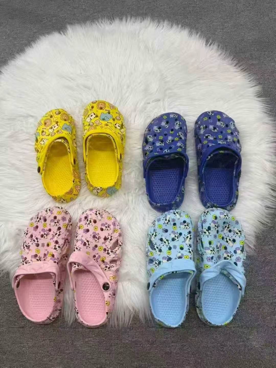 New Summer Women's Slippers Total 8000 Pairs - Image 5