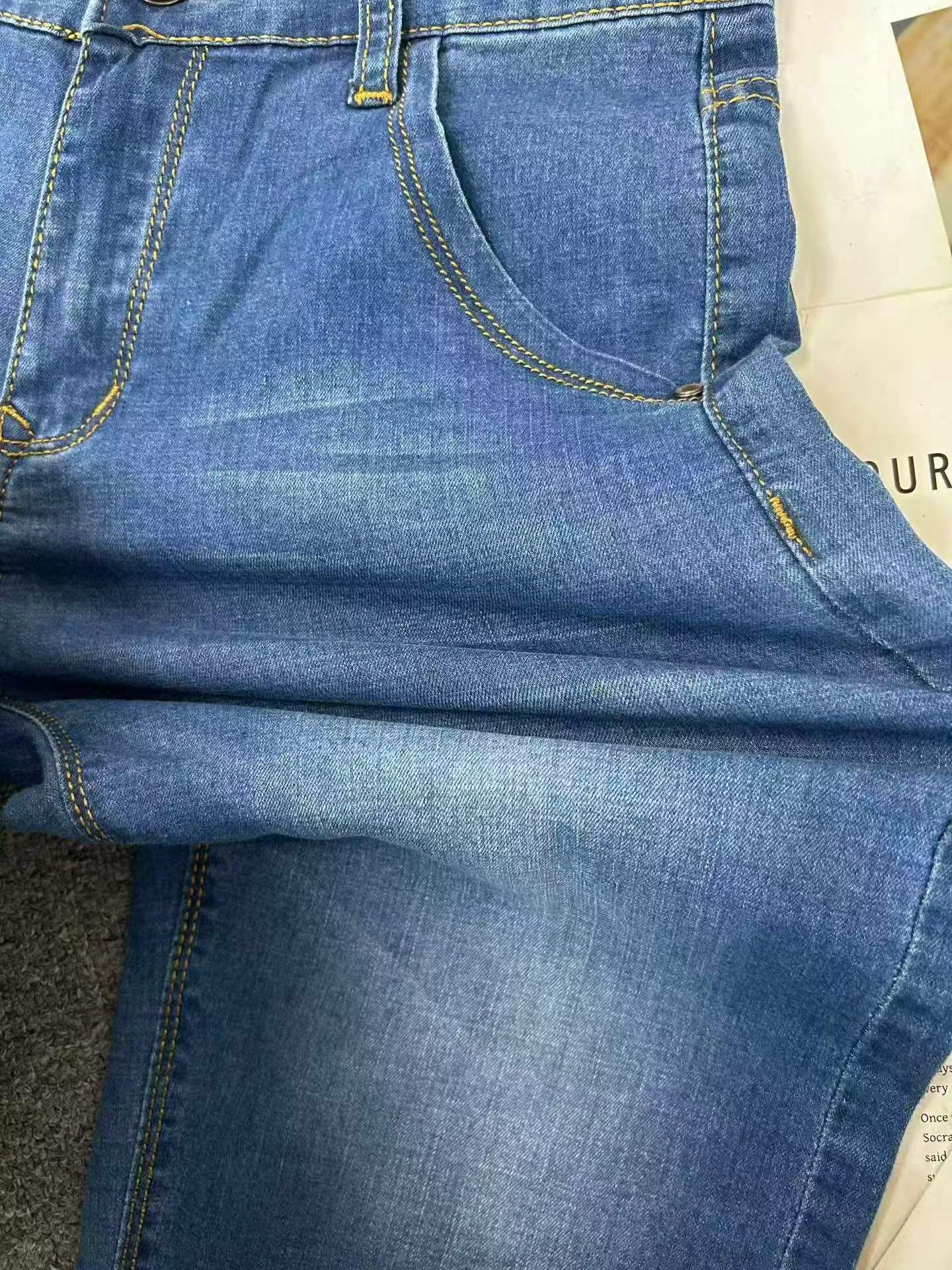320 Pcs Celana Pendek Jeans Pria Bisnis Elastis Tinggi - Image 6