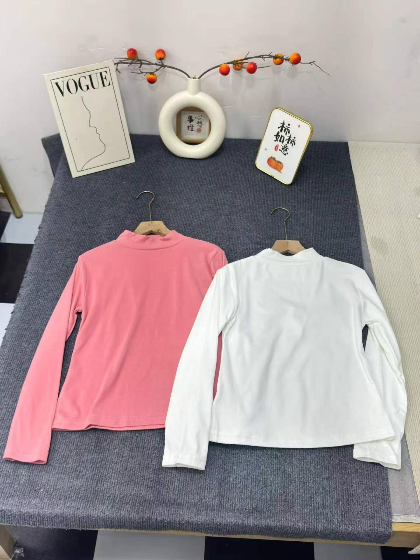 Hauts de base thermiques pour femmes, plus de 400 pièces - Image 2