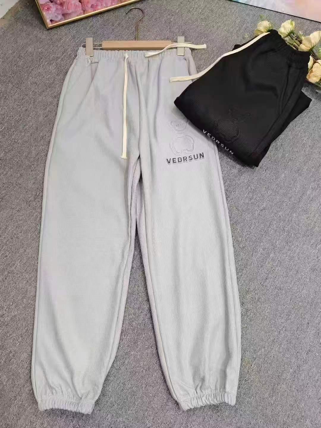 Men's Waffle Winter Fleece Tapered Sweatpants, 2 Colors, S-3XL, About 500 Pieces - Image 6