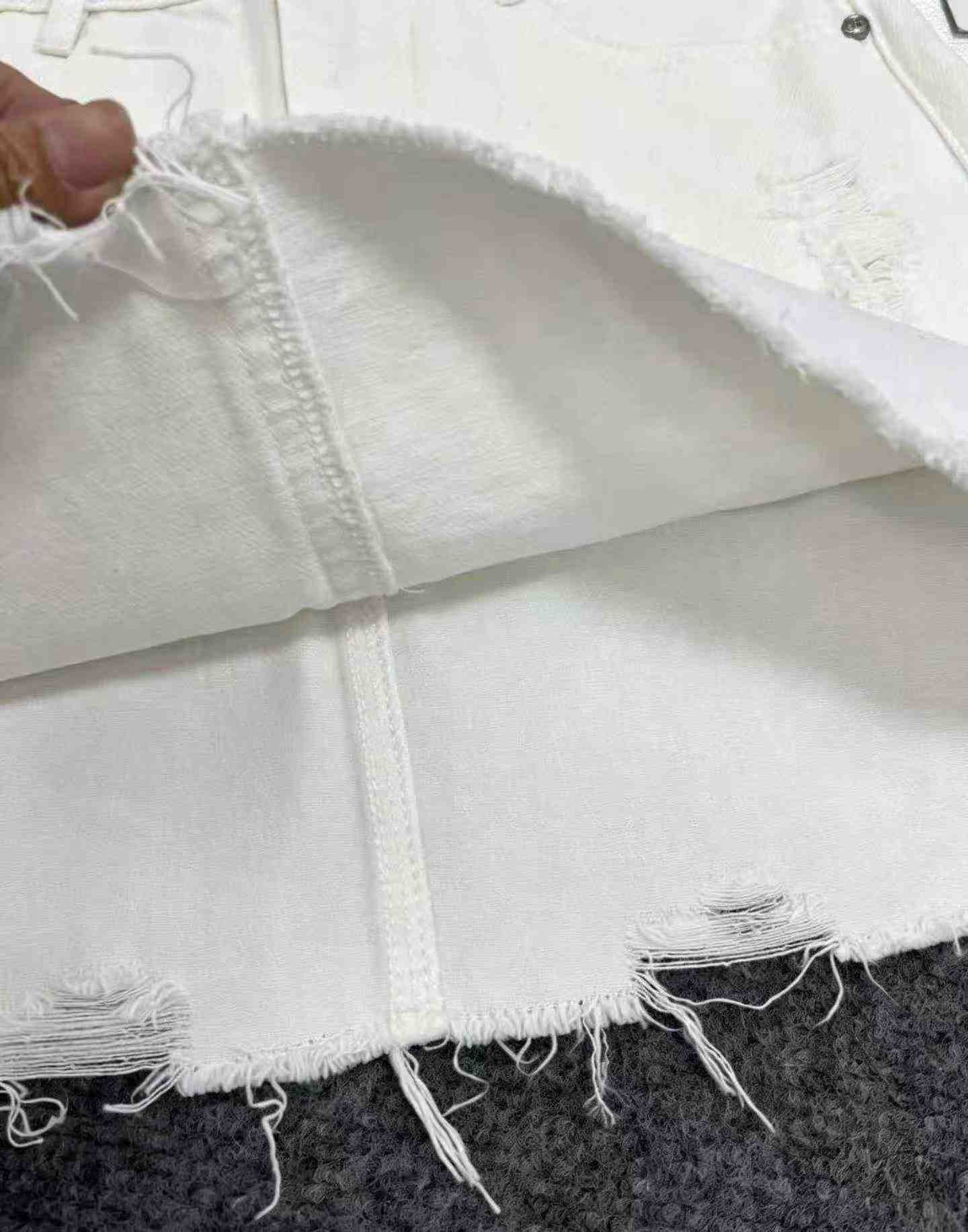 423 Pieces White High Waist Slim A-line Denim Skirt - Image 7