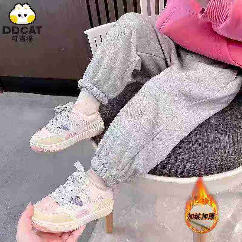 253 Pieces High Quality Older Kids Fleece Lined Cuffed Sweatpants - Image 2