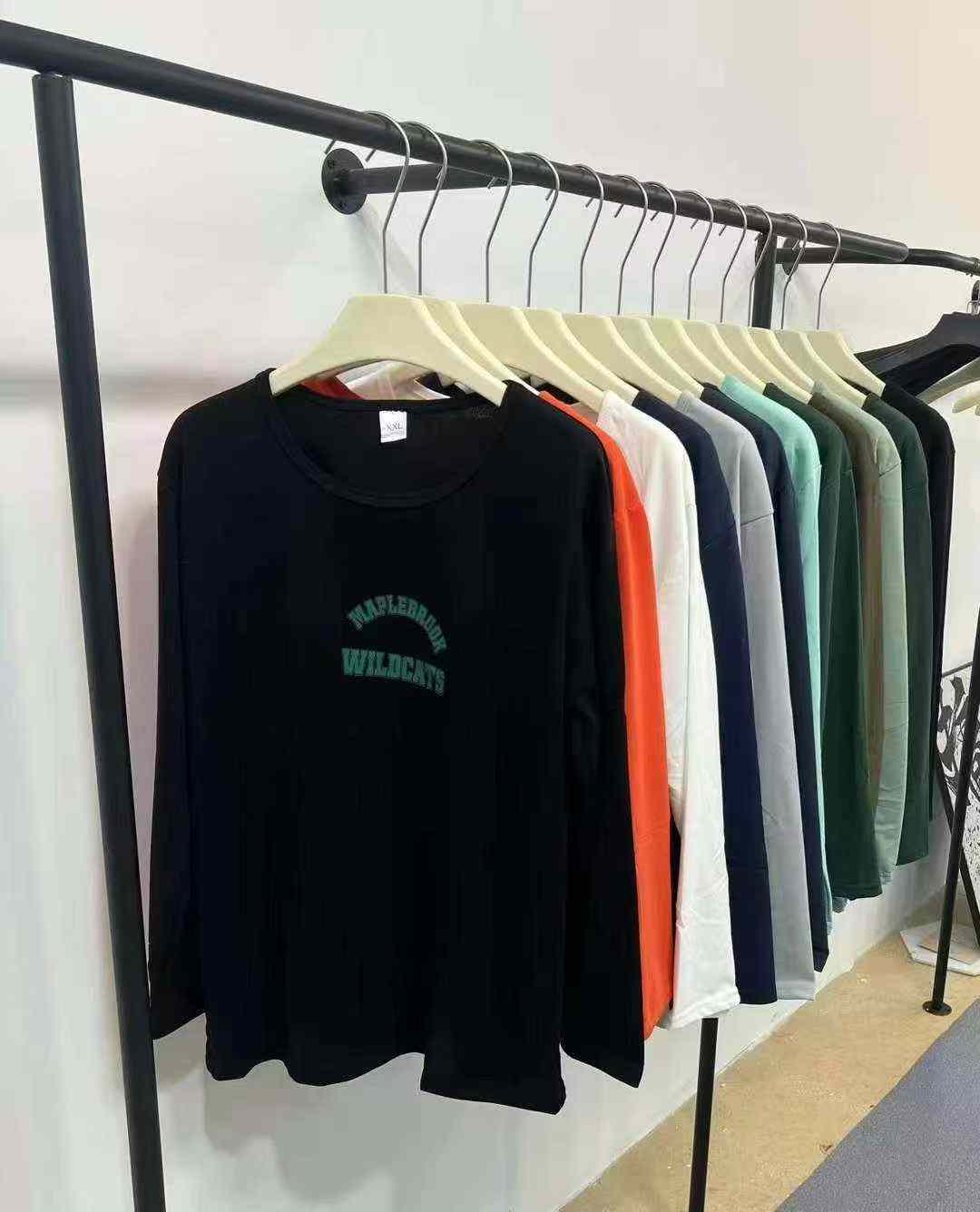 6000 Pcs Autumn Men's Long Sleeve Bottoming T-Shirt - Image 4
