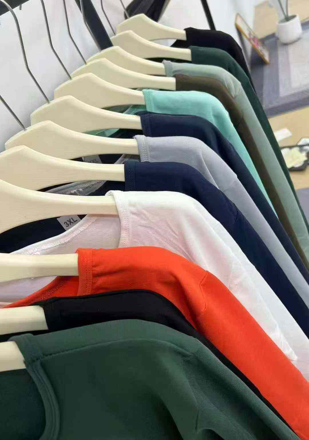 6000 Pcs Autumn Men's Long Sleeve Bottoming T-Shirt - Image 8