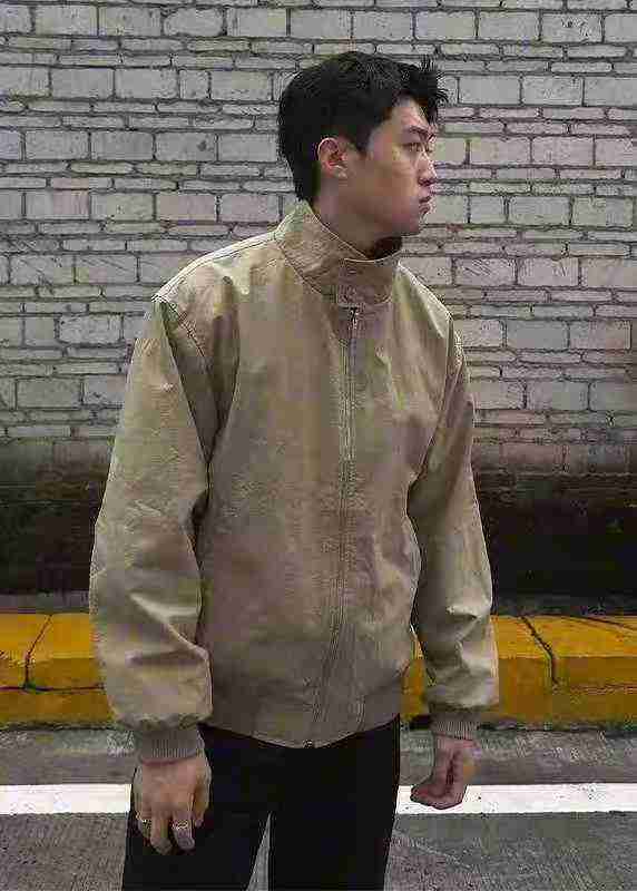 About 210 Pcs High Quality Men's Spring Autumn Windproof Casual Jackets - Image 3