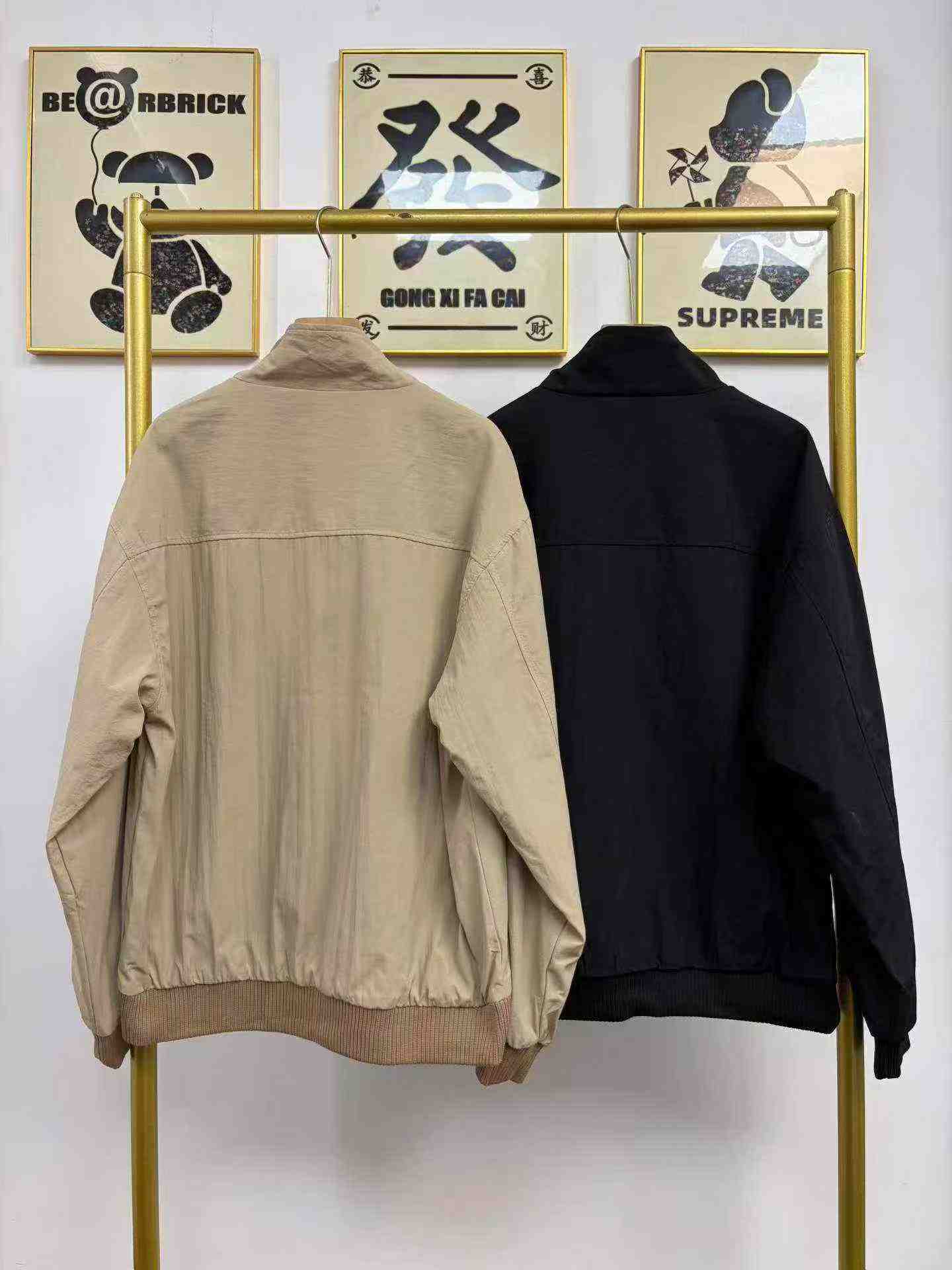 About 210 Pcs High Quality Men's Spring Autumn Windproof Casual Jackets - Image 6