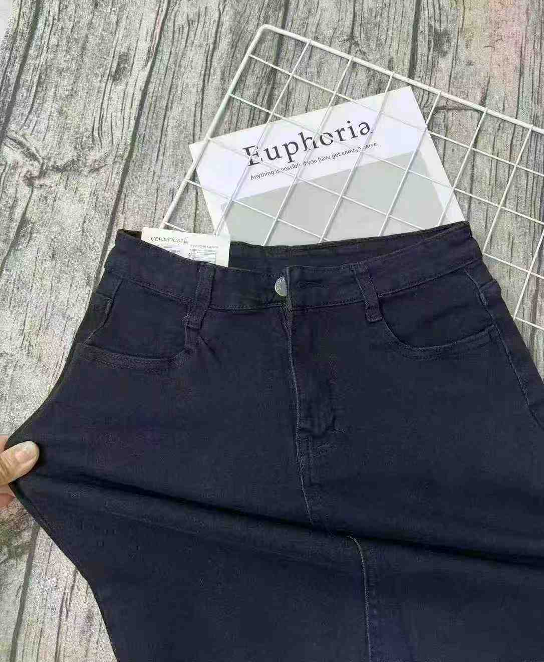 2800 Pieces High Quality Cotton Stretch Women's Denim Mid-length Shorts - Image 8