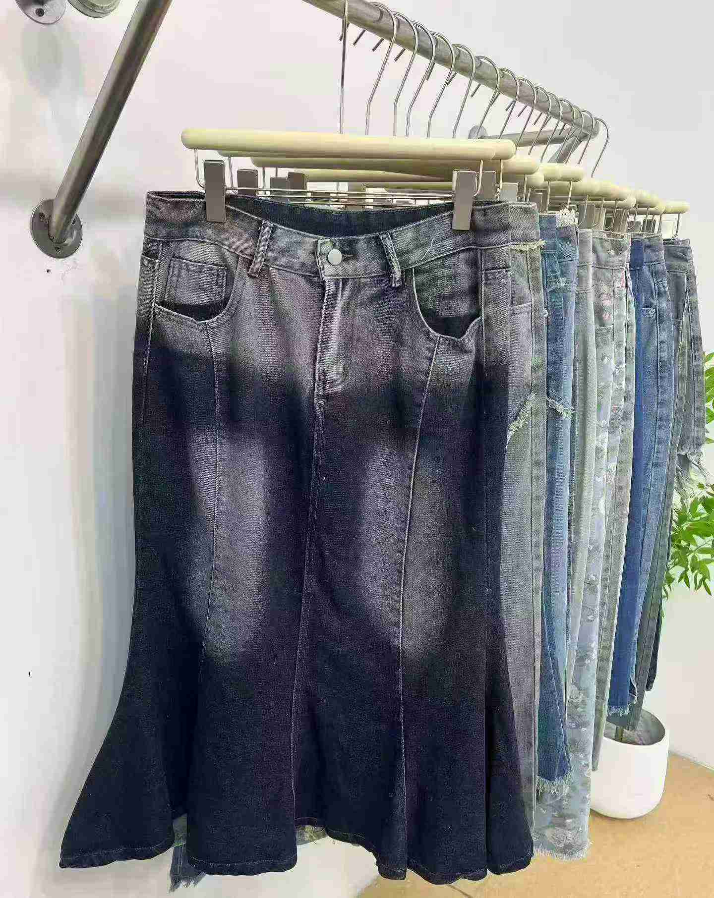 4800 Pcs Nancheng Premium New Denim Long Skirts - Image 4