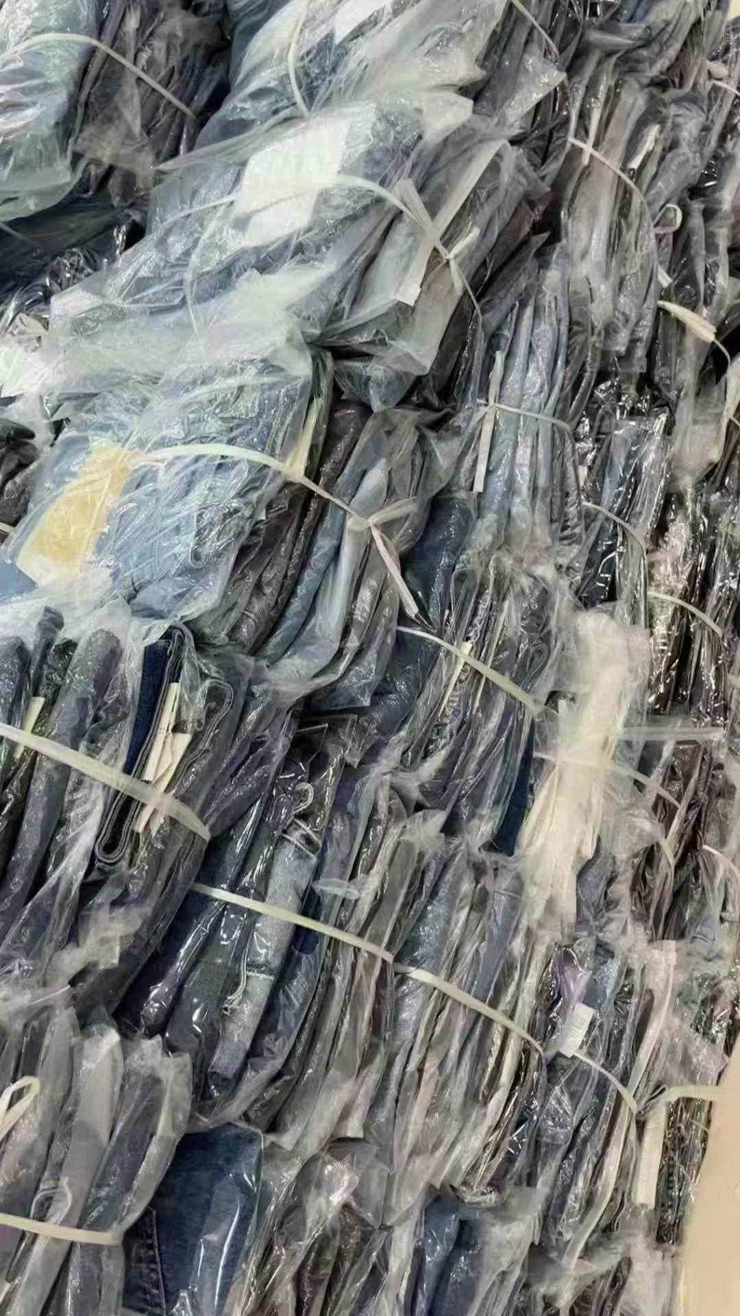 3000条清仓原包装女式牛仔长裤 - Image 7