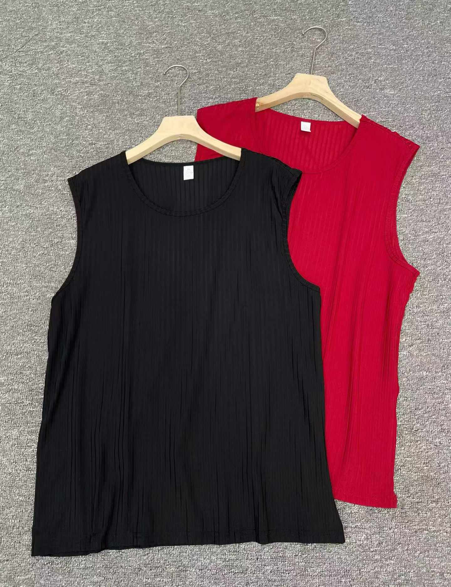 261 Helai Tank Top Sukan Kecergasan Sutera Ais Lelaki - Image 4