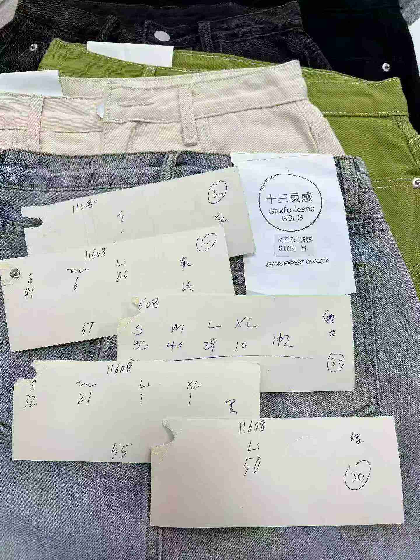 200 SZT. Damska spódnico-spodenka jeansowa z wysokim stanem, nieregularna, z podszewką, fason A, wiosna/lato - Image 6