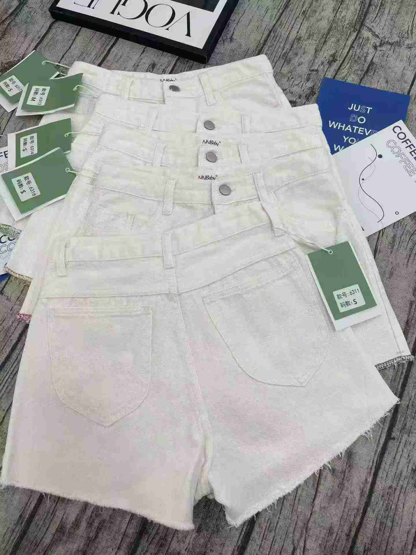 Women's White High Waist Loose A-Line Denim Shorts Summer, 1950 Pieces - Image 4