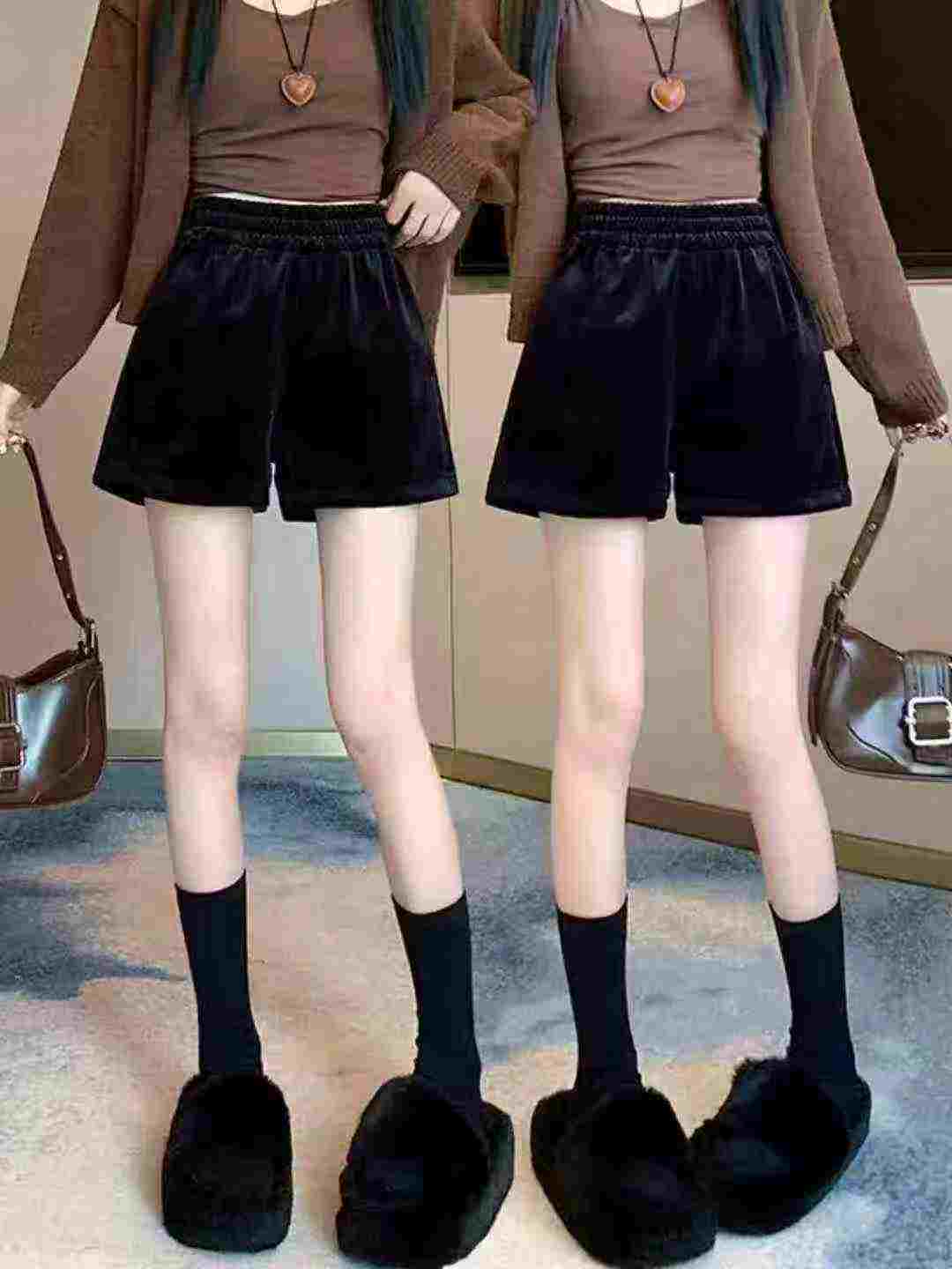 211 Pcs Women's Black Gold Velvet High Waist Wide Leg A-Line Winter Shorts - Image 3