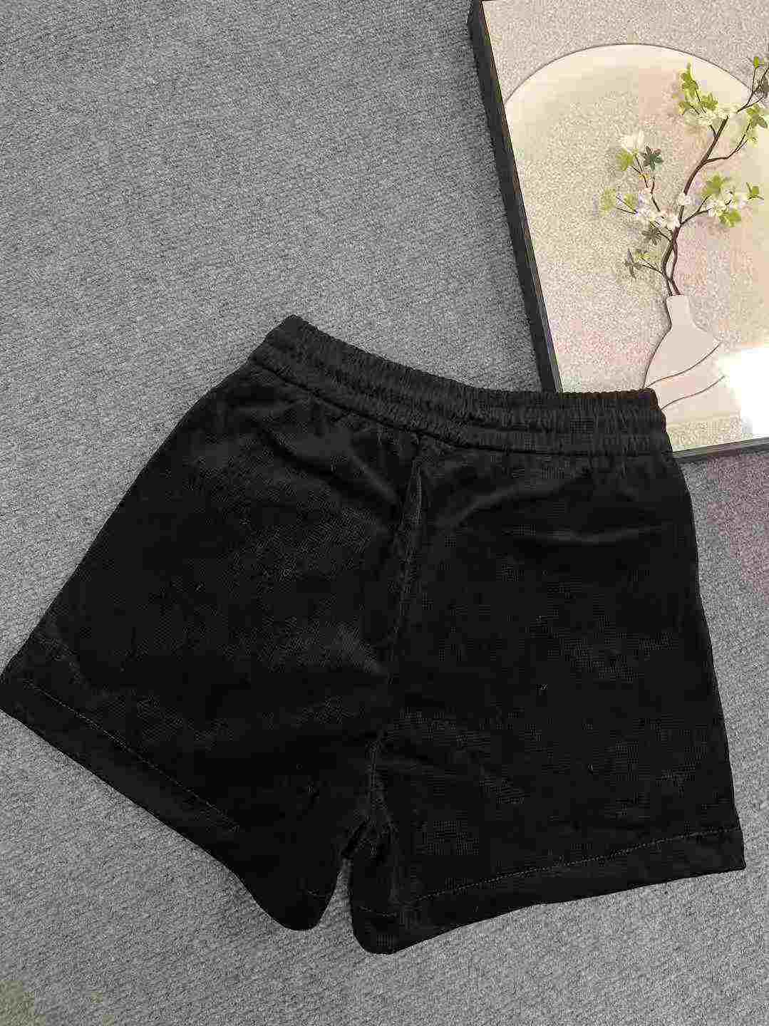 211 Pcs Women's Black Gold Velvet High Waist Wide Leg A-Line Winter Shorts - Image 8