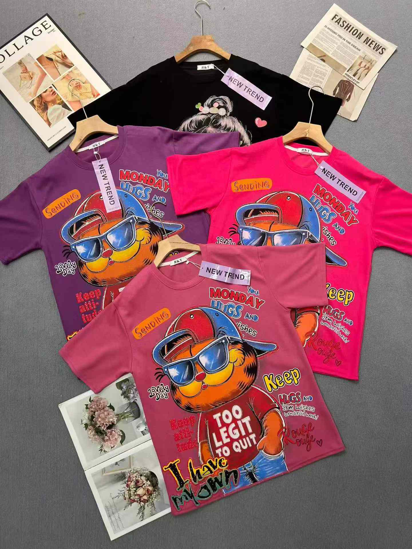 2026 Women's American Heavyweight Rhinestone Print Short Sleeve Top, Loose Plus Size One Size, About 9800 Pieces - Image 5