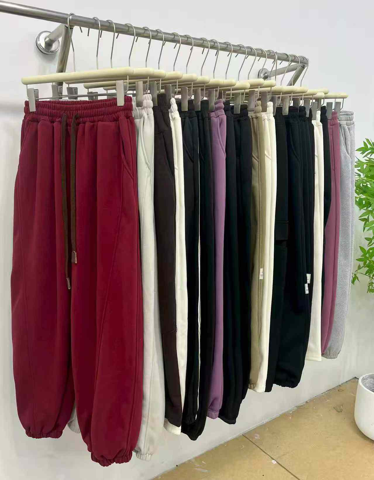 Lot Grosir 3000 Celana Sweatpants Katun Wanita Berlapis Fleece, Ukuran S-3XL - Image 2