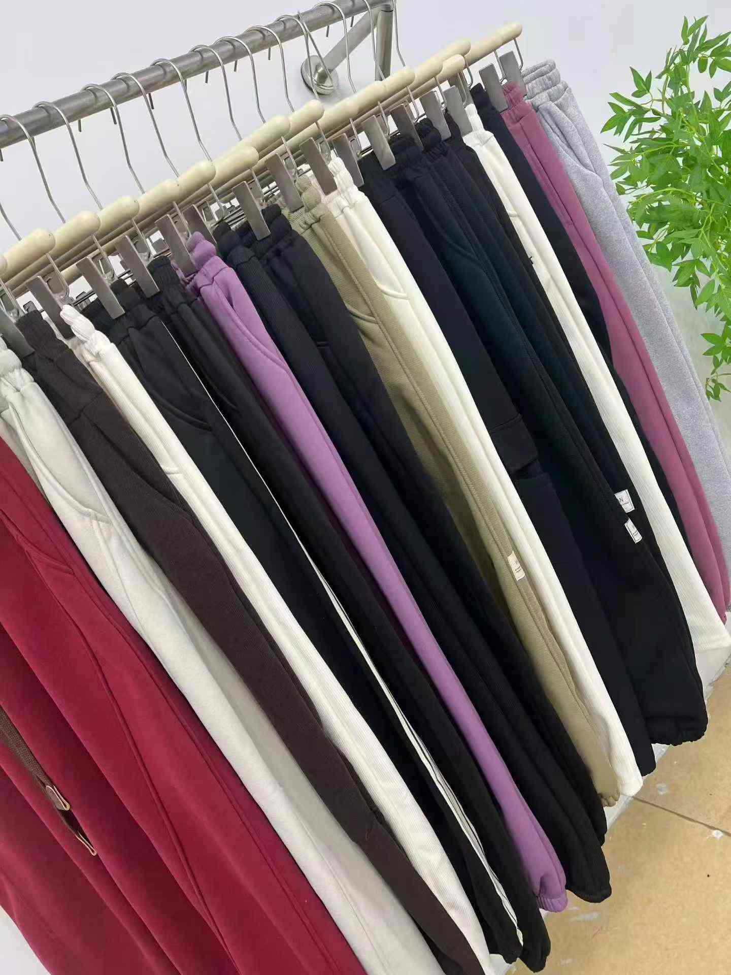 Lot Grosir 3000 Celana Sweatpants Katun Wanita Berlapis Fleece, Ukuran S-3XL - Image 3