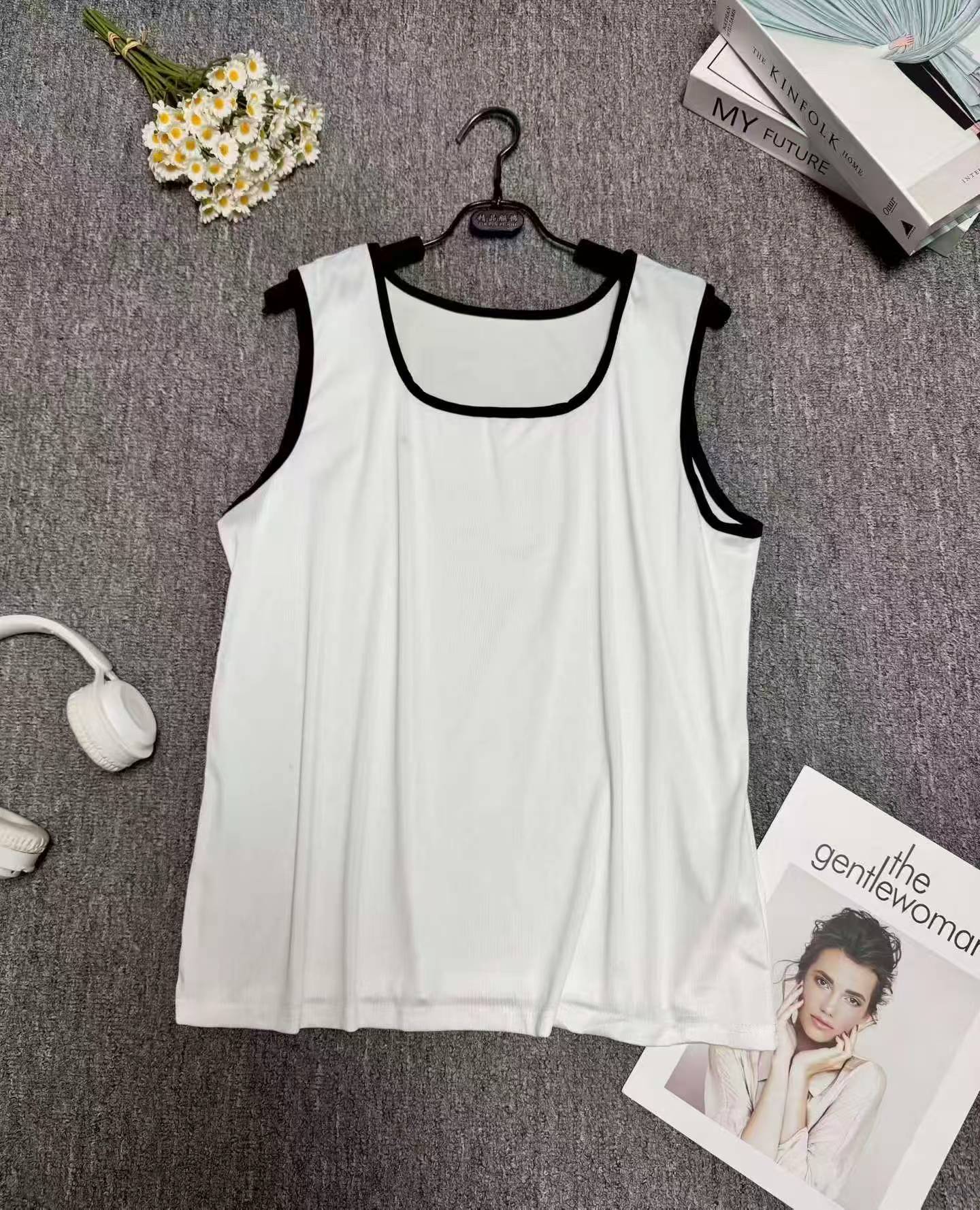 4800 Pcs Sexy Style Sleeveless French Square Neck Camisole - Image 1