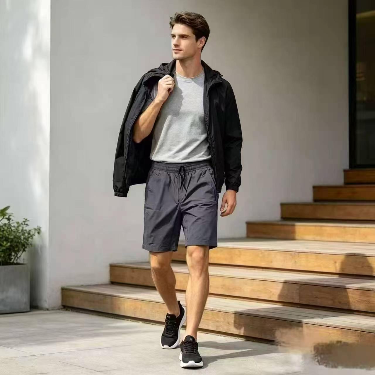 About 3000 Pcs Multicolor Basic Casual Men's Knee-length Shorts - Image 1
