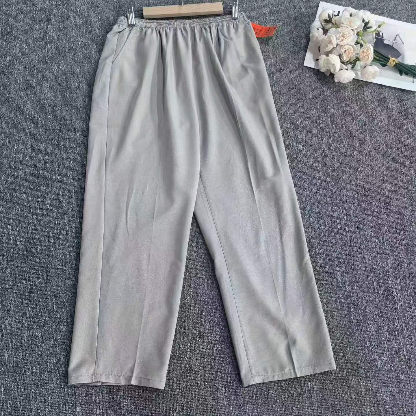 Women's Summer Elastic Waist Straight Cropped Pants, L-3XL, About 400 Pieces - Image 1