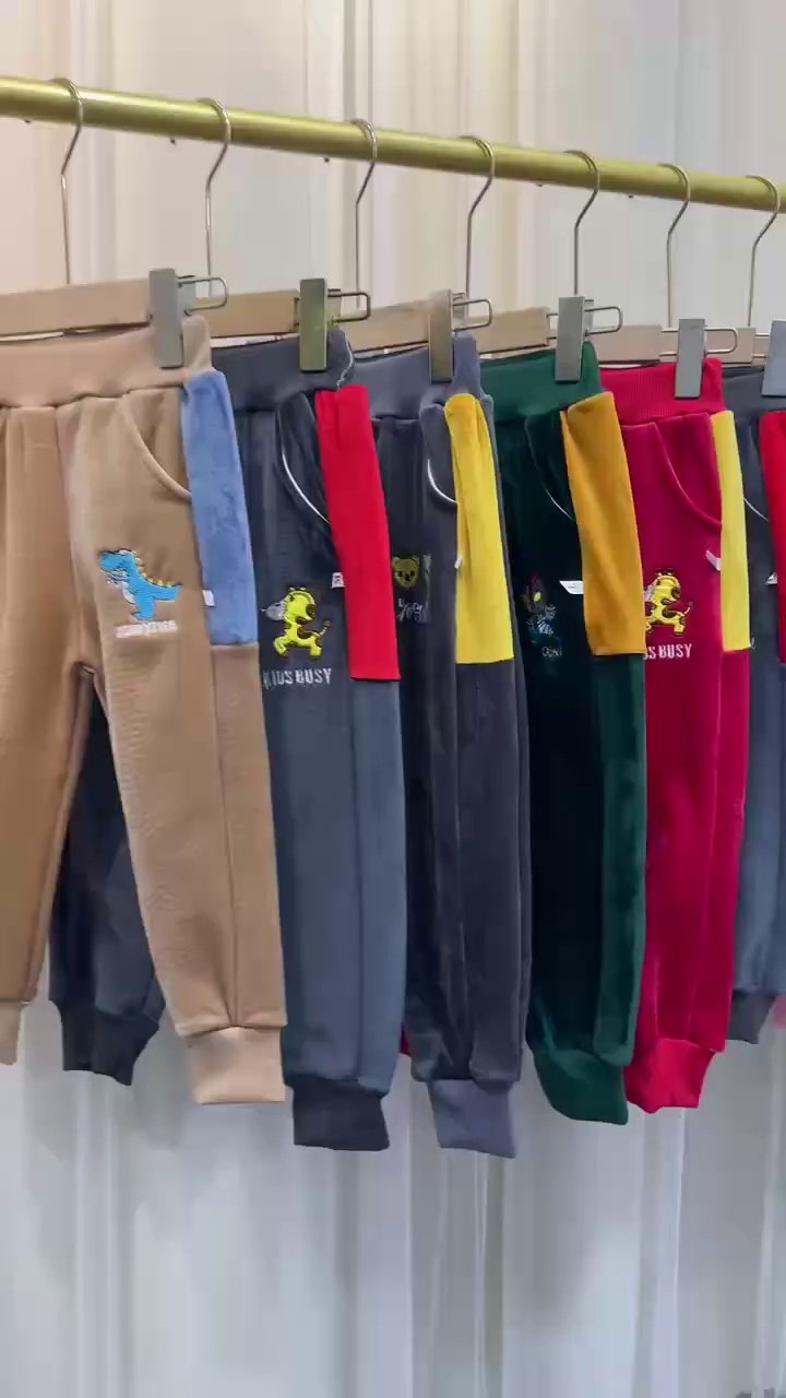 5000 Pcs 3-7 Years Old Boys & Girls Double-Sided Sunny Velvet Kids Pants - Image 1