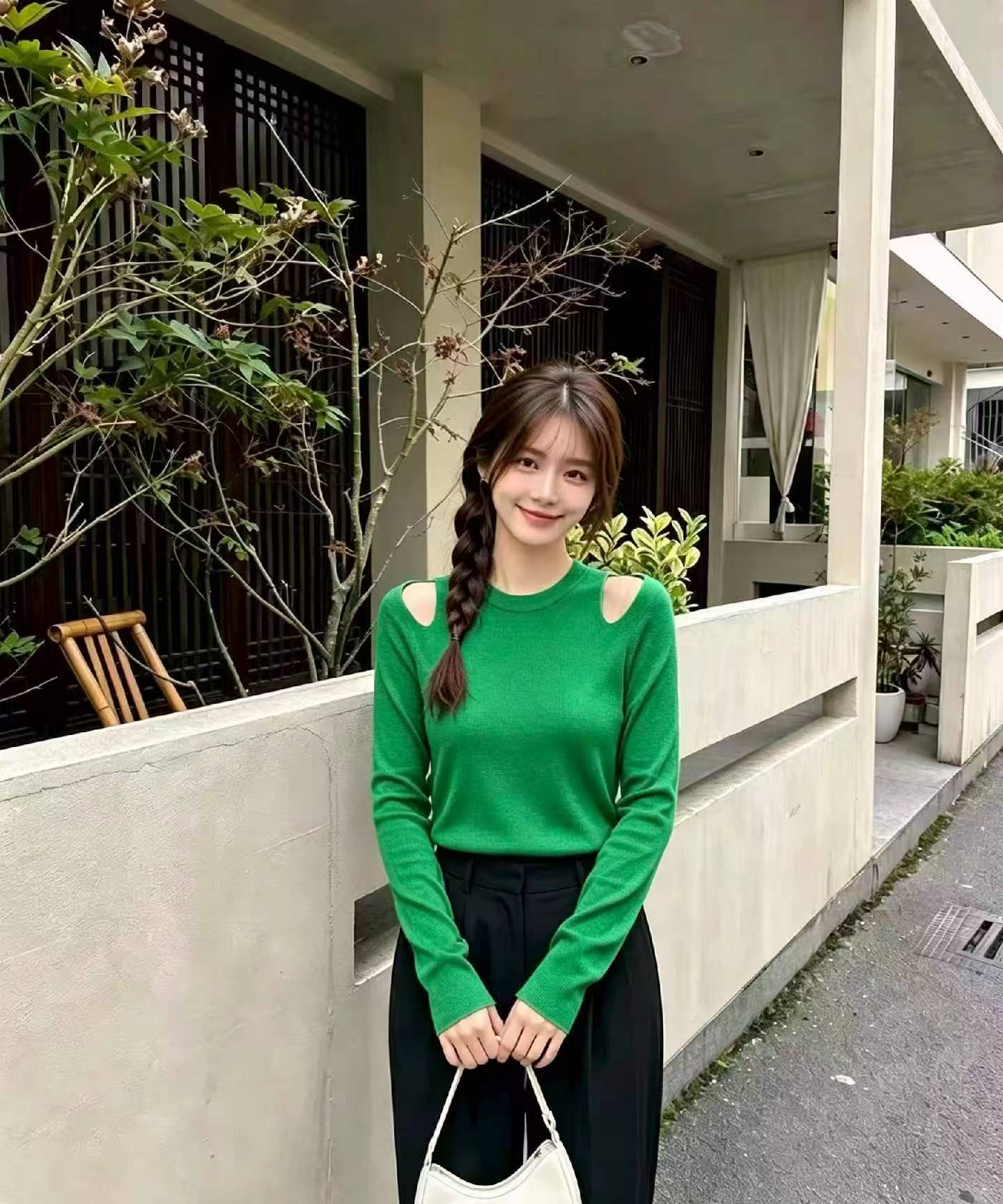 Spring Autumn Off-shoulder Loose Wool Sweater, 212 Pieces - Image 1
