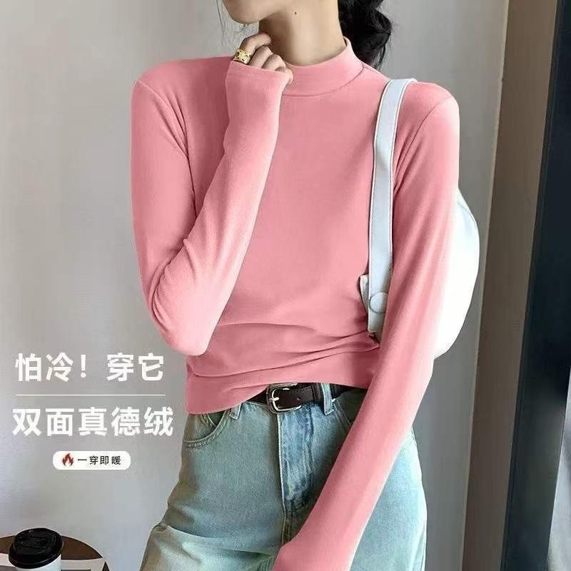 Women's Thermal Base Layer Tops, Over 400 Pieces - Image 1