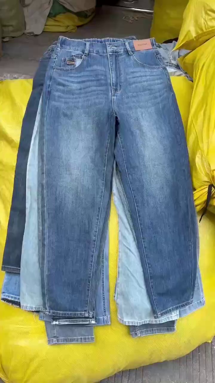 8000PCS Assorted Mixed Denim Long Pants, Sizes S to 3XL, Original Packaging - Image 1