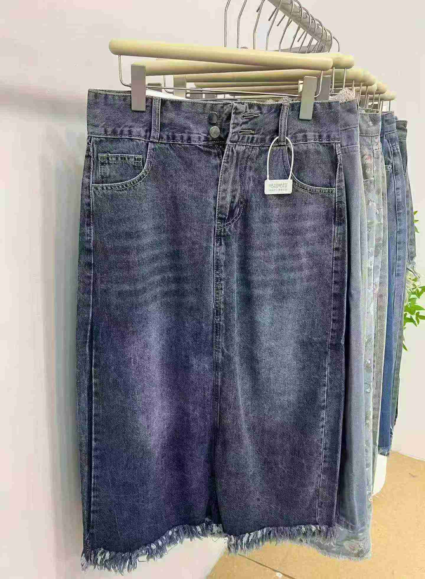 4800 Pcs Nancheng Premium New Denim Long Skirts - Image 1
