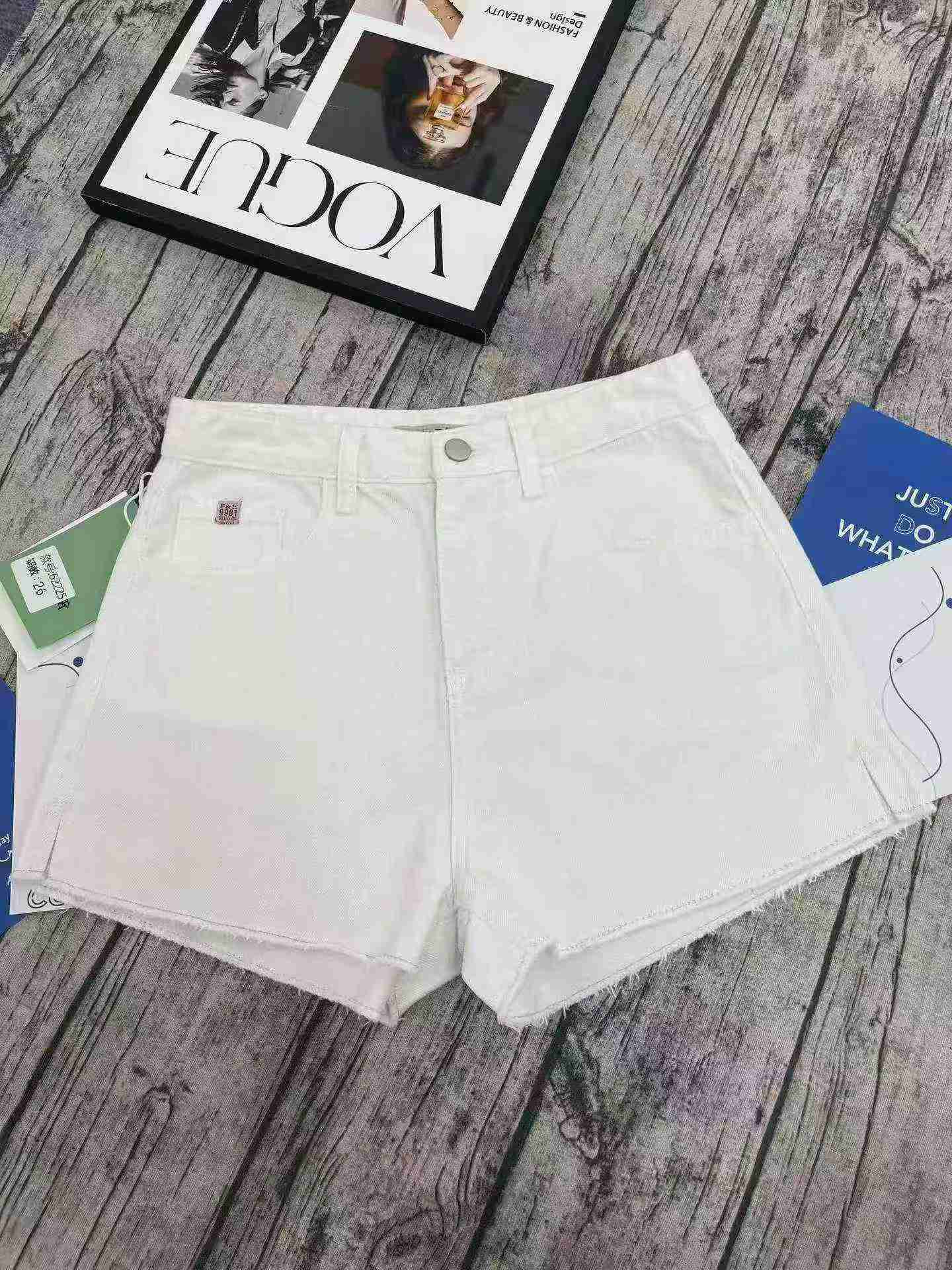 Women's White High Waist Loose A-Line Denim Shorts Summer, 1950 Pieces - Image 1