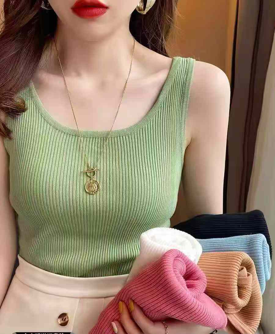 Women's Ice Silk Knit Tank Top, Summer Crew Neck Camisole Base Layer, Sleeveless Top - 3,153 Pieces - Image 1