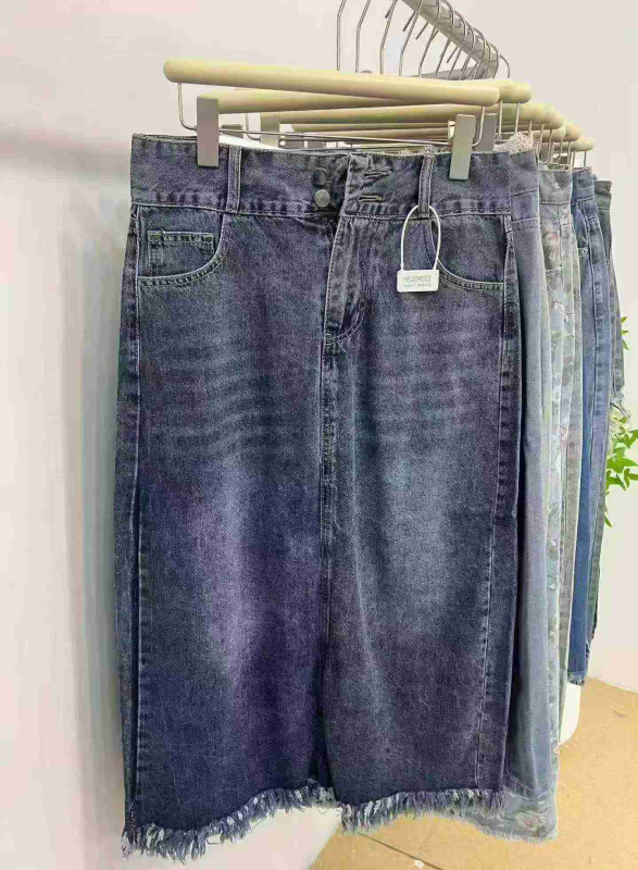 4800 Pcs Nancheng Premium New Denim Long Skirts - Image 1